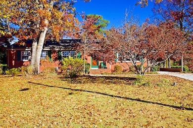 300 Woodview Ct, Jacksonville, NC 28540 - photo 2