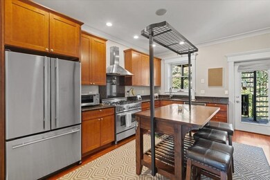 474 E 4th St unit 3, Boston, MA 02127 - photo 2