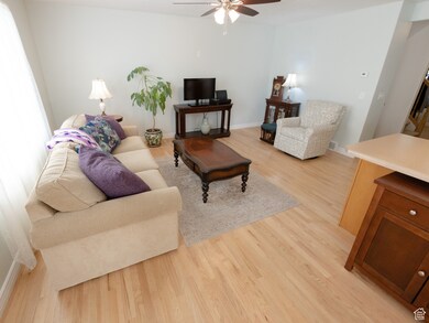 8058 S Lismore Ln unit 304, West Jordan, UT 84088 - photo 4