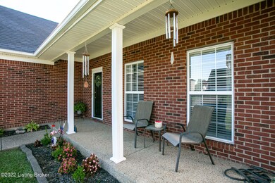 8605 Garden Gate Cir, Louisville, KY 40291 - photo 2
