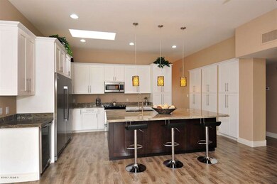 009_Kitchen