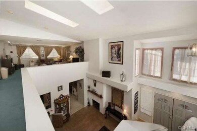 Unit B - Large Upstairs with Plenty of Room for Fa