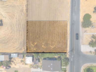 3 Jones St, Hanford, CA 93230 - photo 2