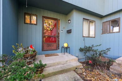 23 Margo Ct unit 23, Cromwell, CT 06416 - photo 2