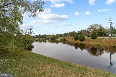 10206 Magnolia Grove Dr, Manassas, VA 20110 - photo 7