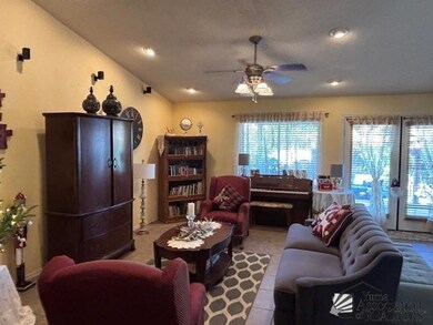 3742 W 20th Ln, Yuma, AZ 85364 - photo 4