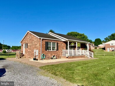 112 Meadow Ln, Franklin, WV 26807 - photo 5