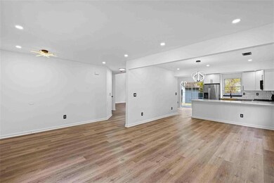 6265 Gemstone Ct, Atlanta, GA 30349 - photo 5