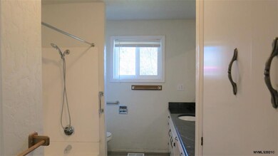 160 SE Fir Villa Rd, Dallas, OR 97338 - photo 7