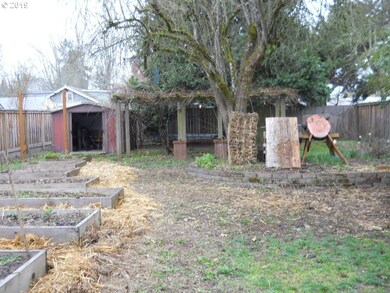 860 Polk St, Eugene, OR 97402 - photo 5