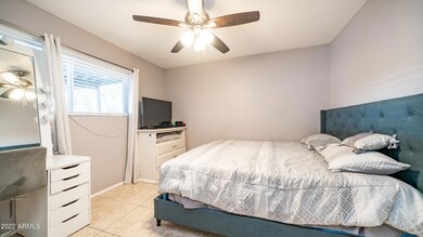 3321 West Del Monico Lane-8