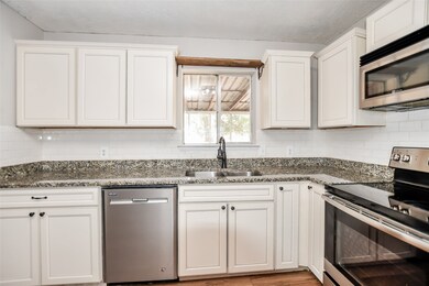 3505 Carla Ct, Granbury, TX 76049 - photo 4