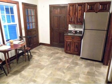 Kitchen. 14 3