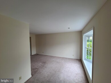 511 Powhatan Ct unit 83, Stafford, VA 22556 - photo 2