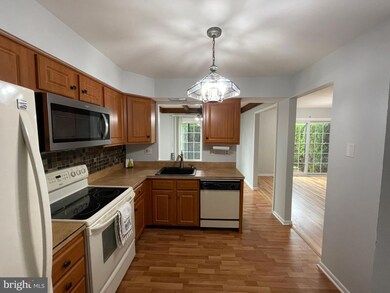 1015 Winfield Ct, Lansdale, PA 19446 - photo 6