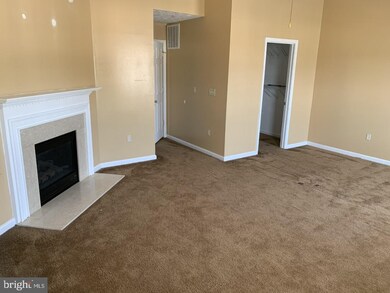 8214 Barrington Ct, Severn, MD 21144 - photo 5