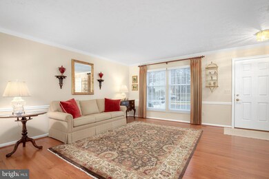 3741 Mazewood Ln, Fairfax, VA 22033 - photo 5