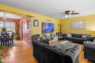 19 Huxley Dr, Old Bridge, NJ 08857 - photo 6