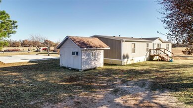 235 E Poe Prairie Rd, Millsap, TX 76066 - photo 4