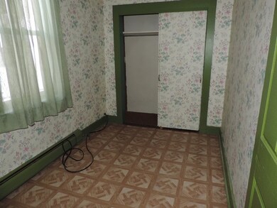 184 Sylvain Rd, Saint Johnsbury, VT 05819 - photo 4