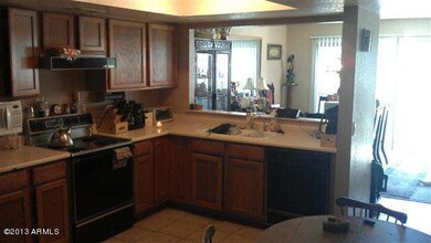 Kitchen 03
