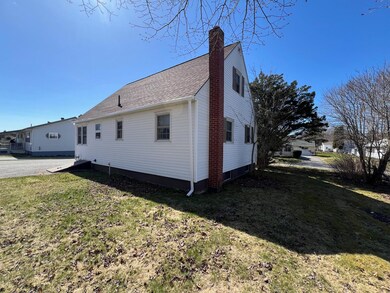 201 Ohio St, Millinocket, ME 04462 - photo 2