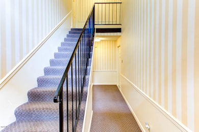 404 Forest Park Rd-3