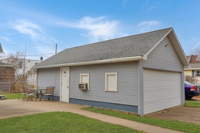 1016 20th St S, La Crosse, WI 54601 - photo 4