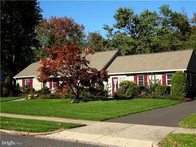 51 Oak Dr, Lansdale, PA 19446 - photo 4