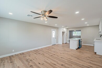 906 E Orchid Ln, Phoenix, AZ 85020 - photo 7