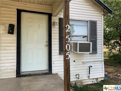 716 Kimble Dr unit 2505, Temple, TX 76501 - photo 2