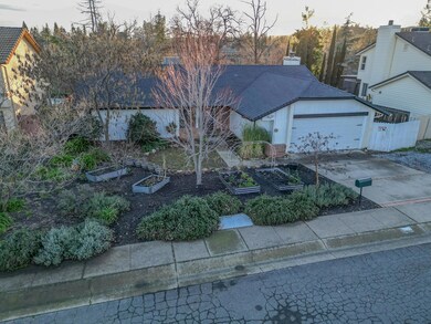 3651 Wasatch Dr, Redding, CA 96001 - photo 3
