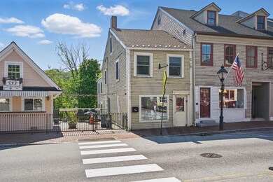 184_Streetside