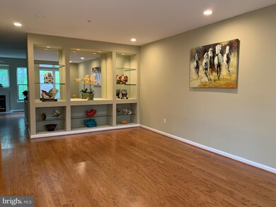 13014 Woodcutter Cir, Germantown, MD 20876 - photo 6