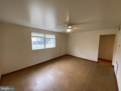 423 Hill St unit 2, Culpeper, VA 22701 - photo 2