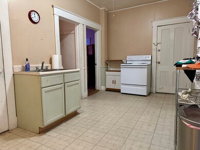 87 Library Ave, Rutland, VT 05701 - photo 2