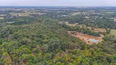 3215 Tanglewood Dr, Guthrie, OK 73044 - photo 2