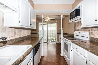 undercabinet lighting, laminate floors