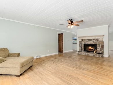 unlisted-address, Somonauk, IL 60552 - photo 5