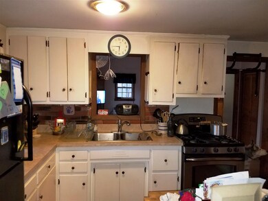 473 Berry River Rd, Barrington, NH 03825 - photo 6