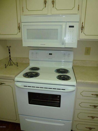New Stove & Microwave