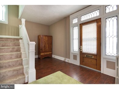 1112 E Bellevue Ave, Reading, PA 19605 - photo 7