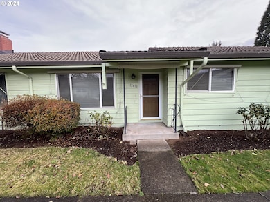 12410 SE Main St unit C67, Portland, OR 97233 - photo 4