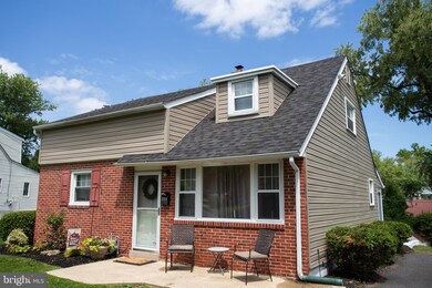 118 Roberts Rd, Brookhaven, PA 19015 - photo 2