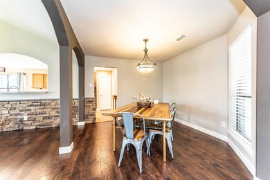 2967 Community Dr, Alvin, TX 77511 - photo 6