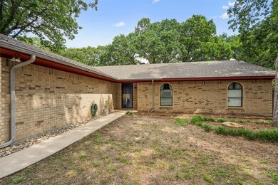 108 Camelot Dr, Weatherford, TX 76086 - photo 3