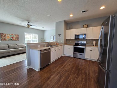 1320 Windsor Pines Ct, Leland, NC 28451 - photo 5