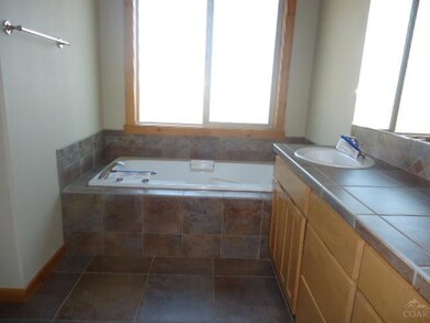 1595 NW Teakwood Ln, Redmond, OR 97756 - photo 5