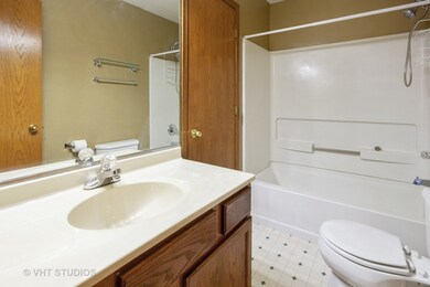 1848 Tanager Ct, Joliet, IL 60435 - photo 5