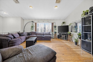 74 Pocatello Rd, Middletown, NY 10940 - photo 5